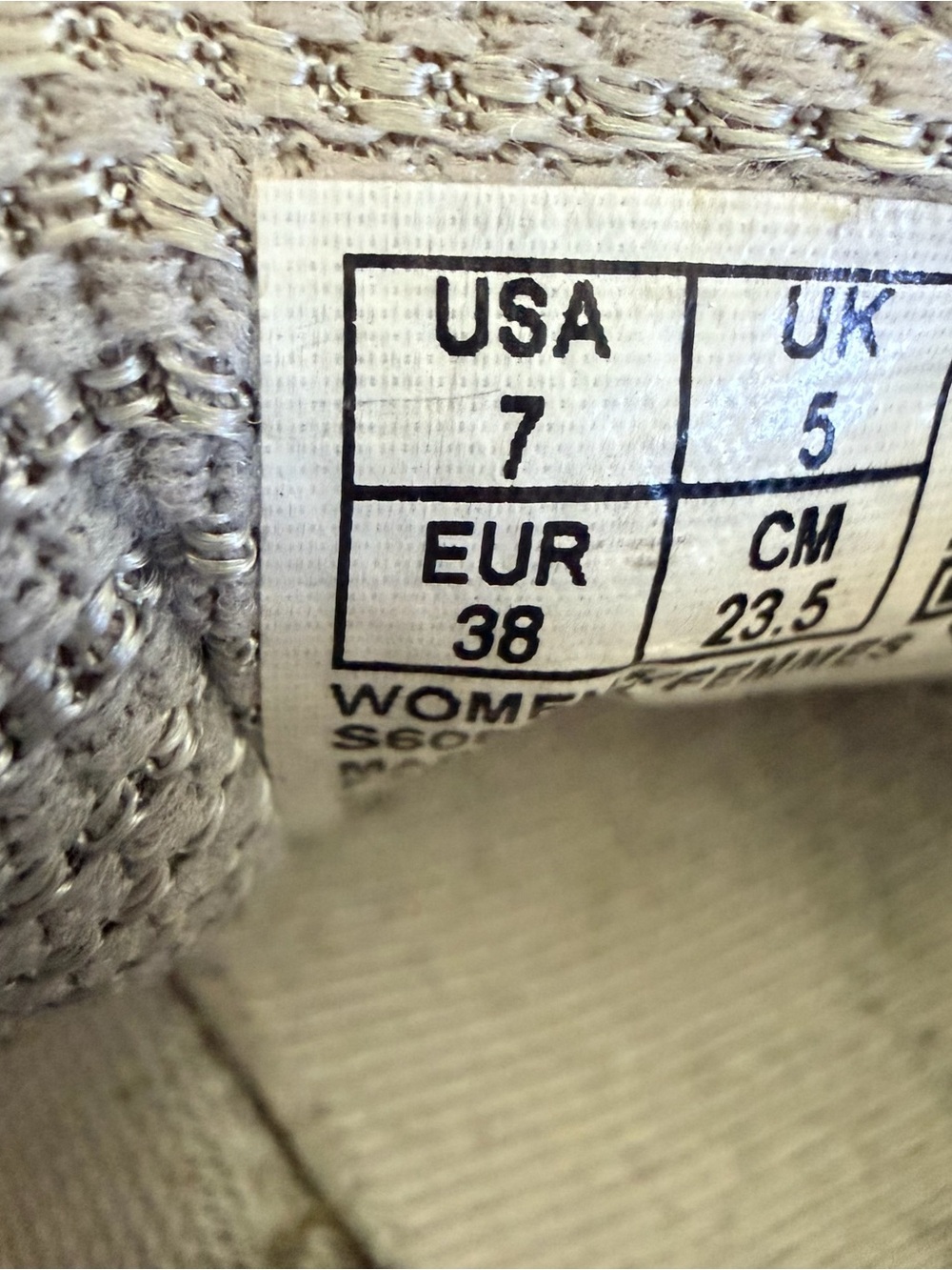 Saucony x J.Crew Collab Silver and Gold Ride Millennium Sneakers - Picture 11 of 12